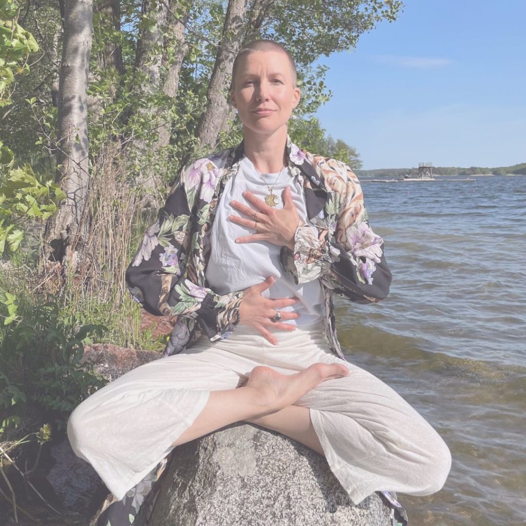 Om YogaMana P stermalm I Stockholm YogaMana se Om YogaMana P stermalm I Stockholm YogaMana se