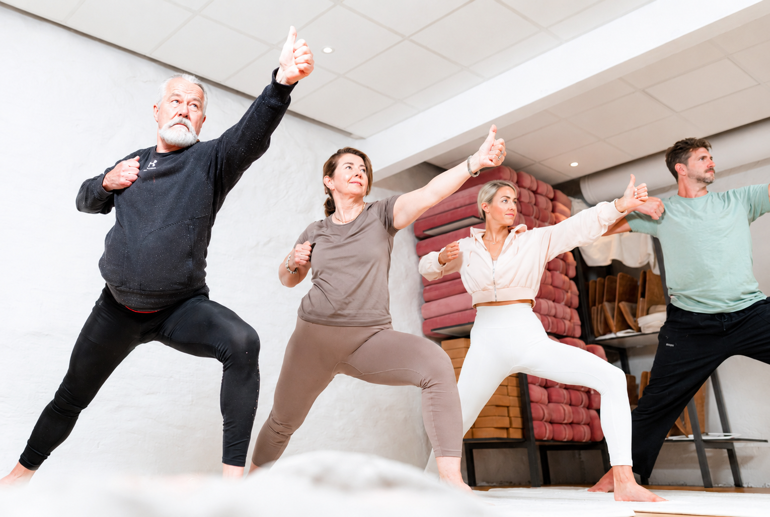 Yoga för Stela Kroppar på YogaMana